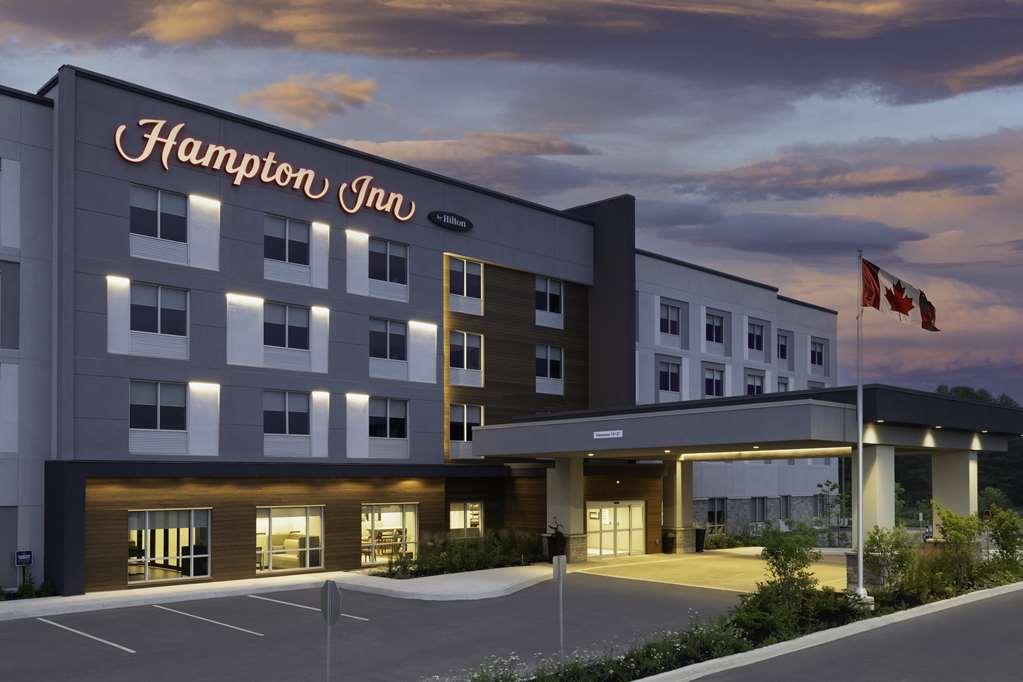 Hampton Inn Midland, On Exterior foto