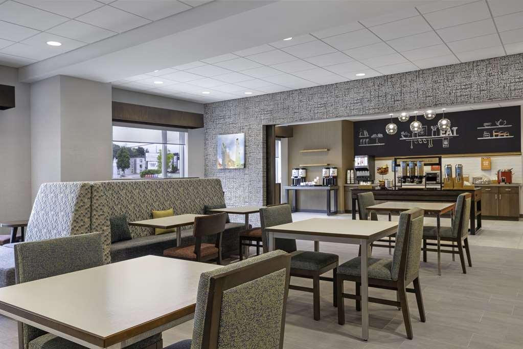 Hampton Inn Midland, On Restaurante foto
